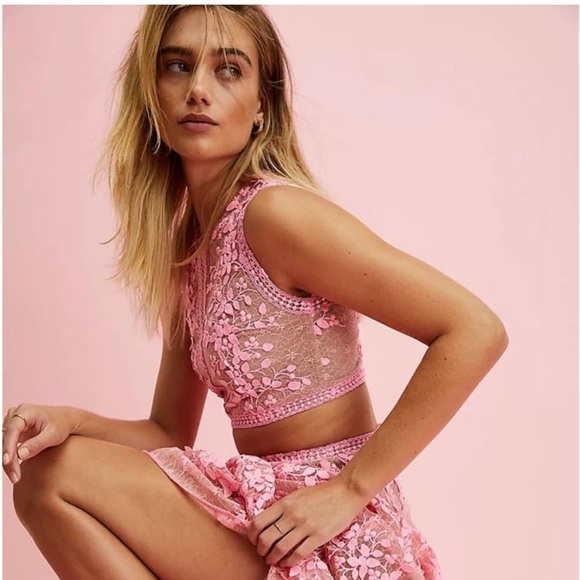 NWOT Bronx and Banco Megan lace floral pink nude two piece set top midi skirt - Picture 11 of 11